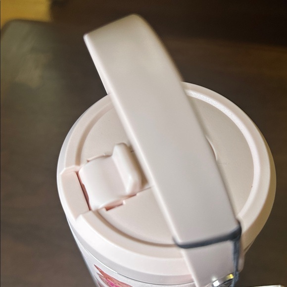 Hydrapeak teddy bear and bow water bottle - Picture 3 of 6